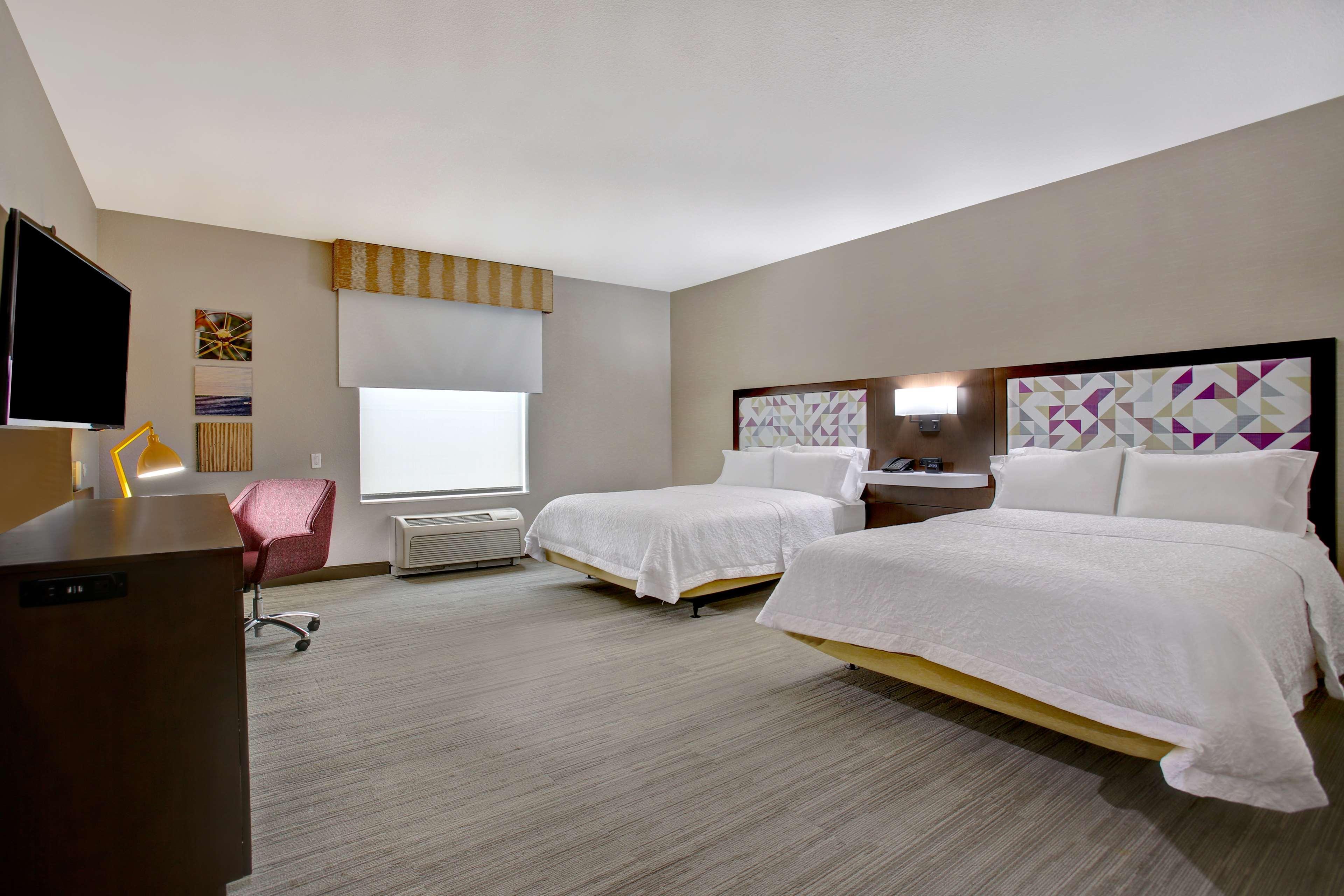 Hampton Inn & Suites Dallas-Десото Экстерьер фото