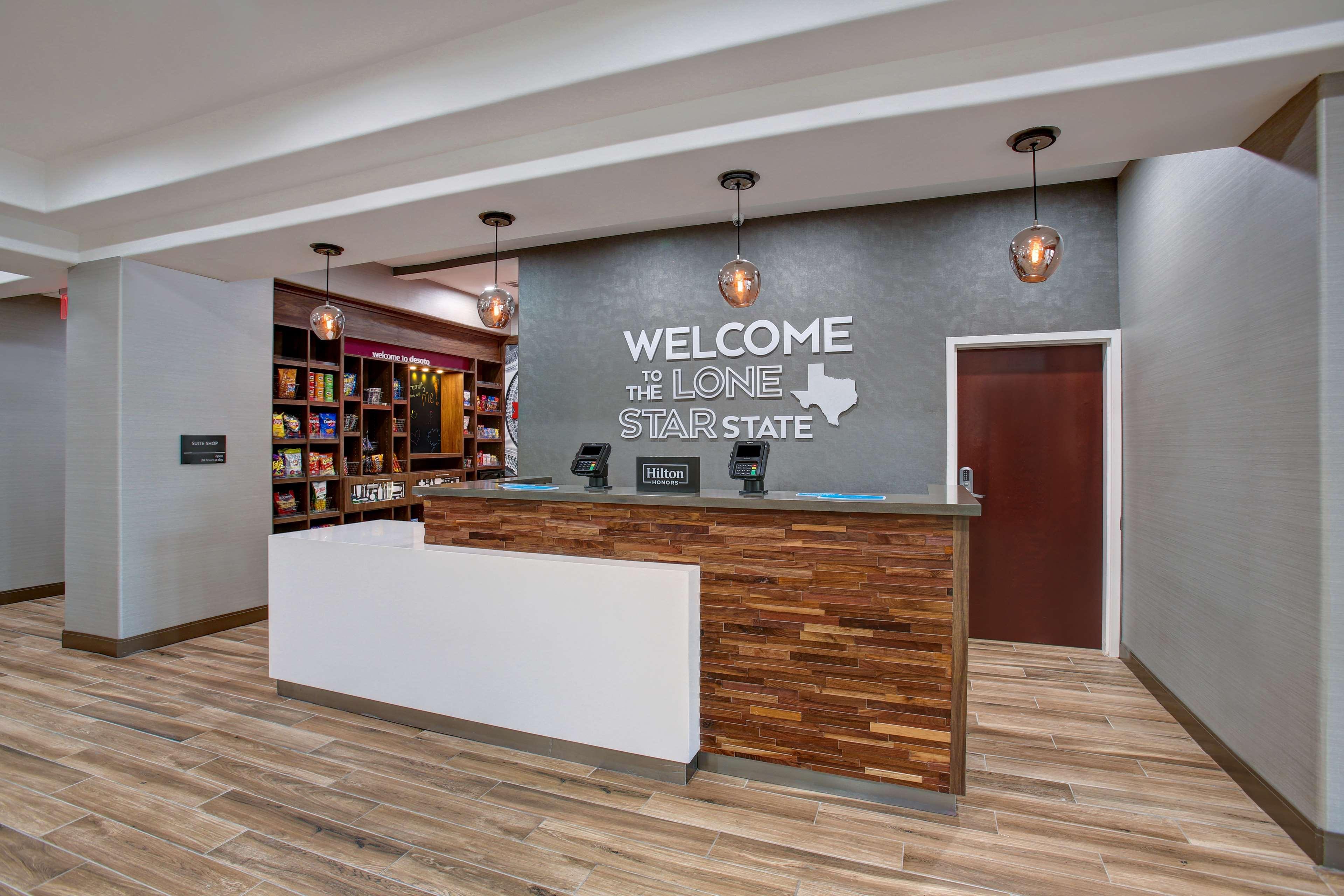 Hampton Inn & Suites Dallas-Десото Экстерьер фото